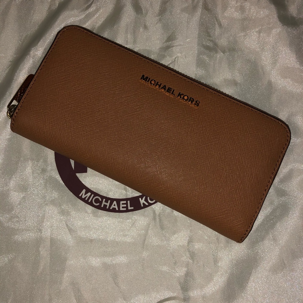 Michael Kors wallet